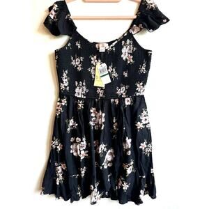 Band of Gypsies Dress Large Flutter Sleeves Smocked Top Floral NWT